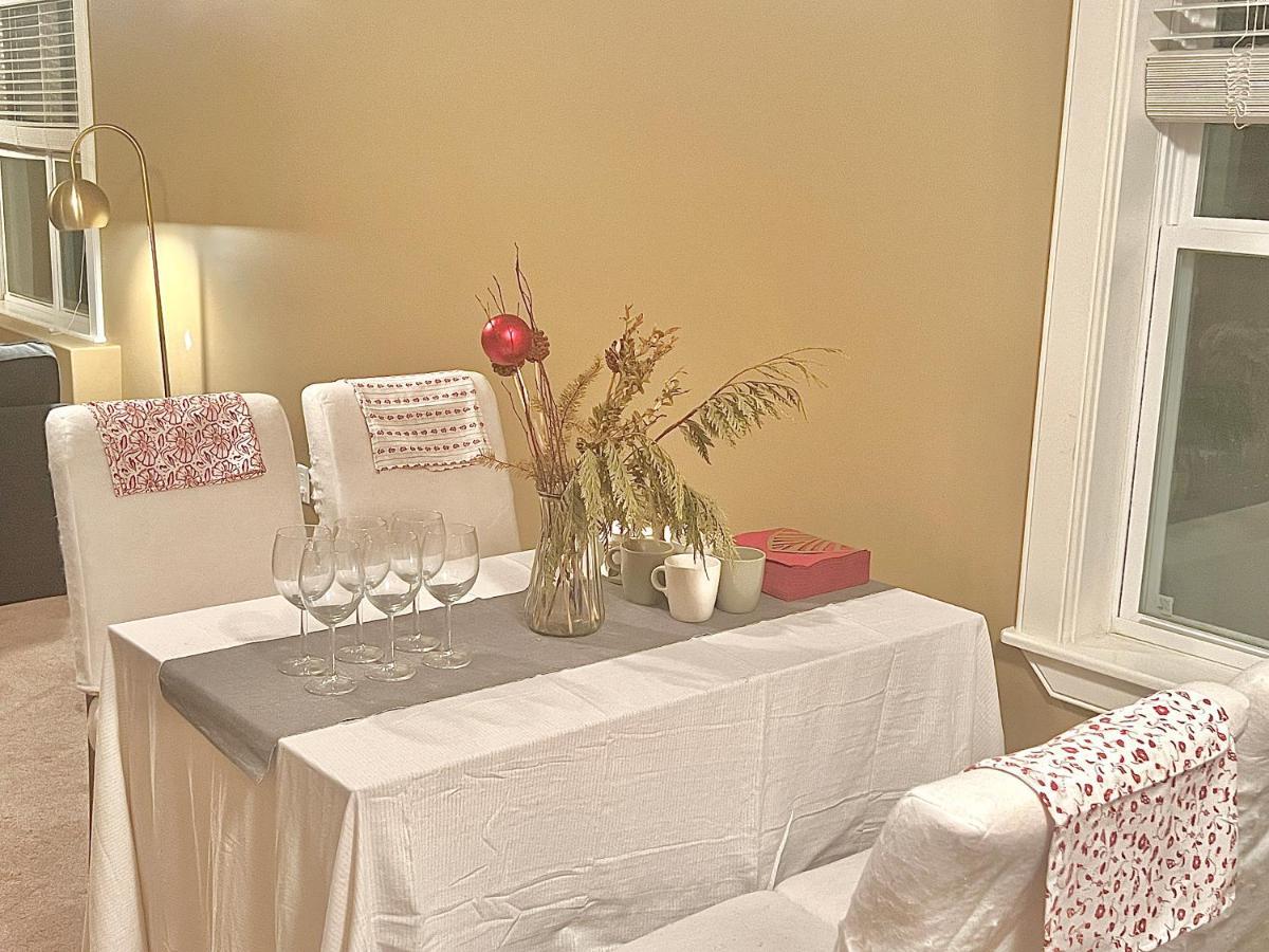 Cozy And Stylish Entire Suite In Halifax Exteriör bild