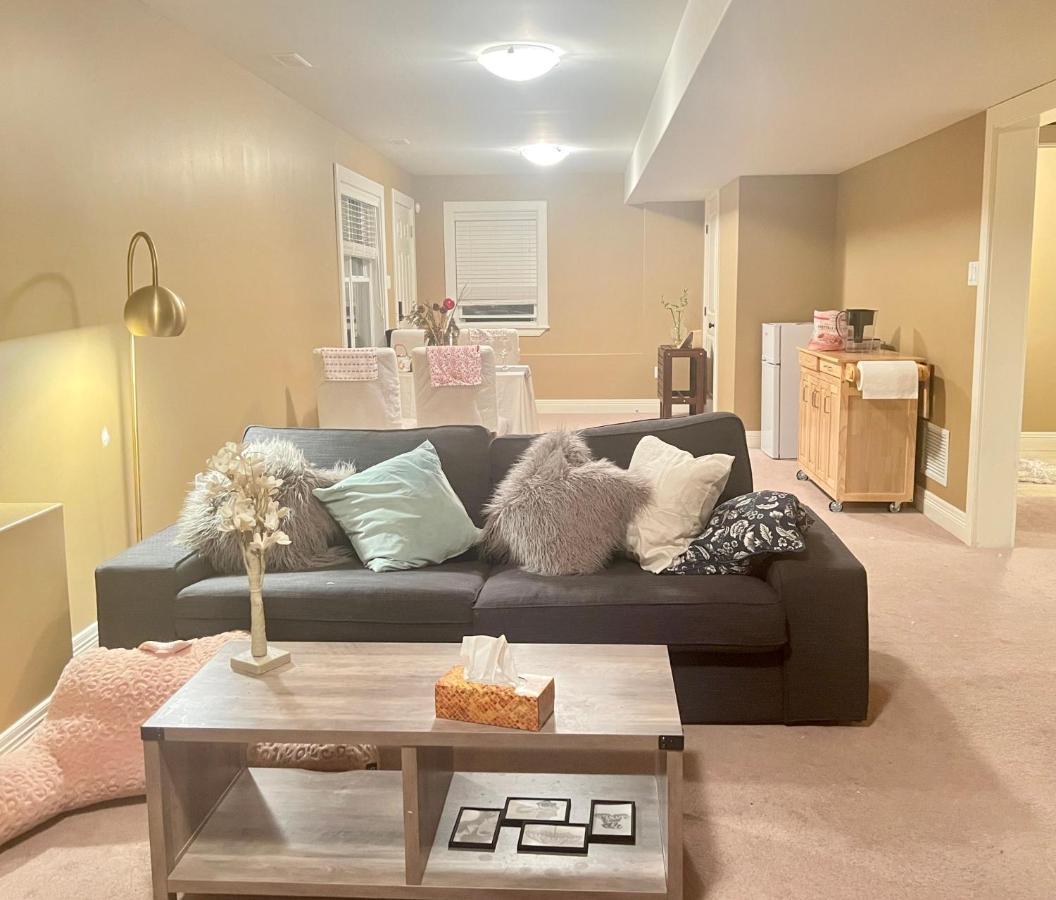Cozy And Stylish Entire Suite In Halifax Exteriör bild
