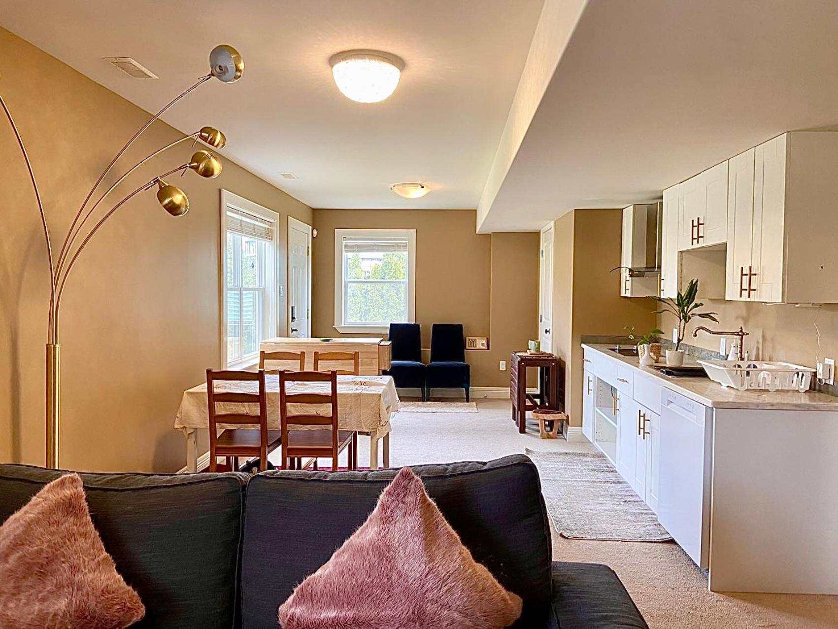 Cozy And Stylish Entire Suite In Halifax Exteriör bild
